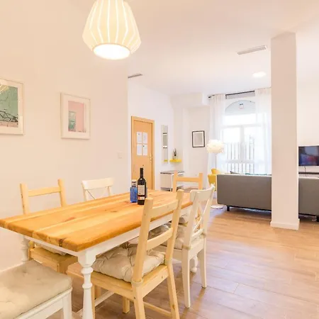 Malagasuite Center Life Apartment